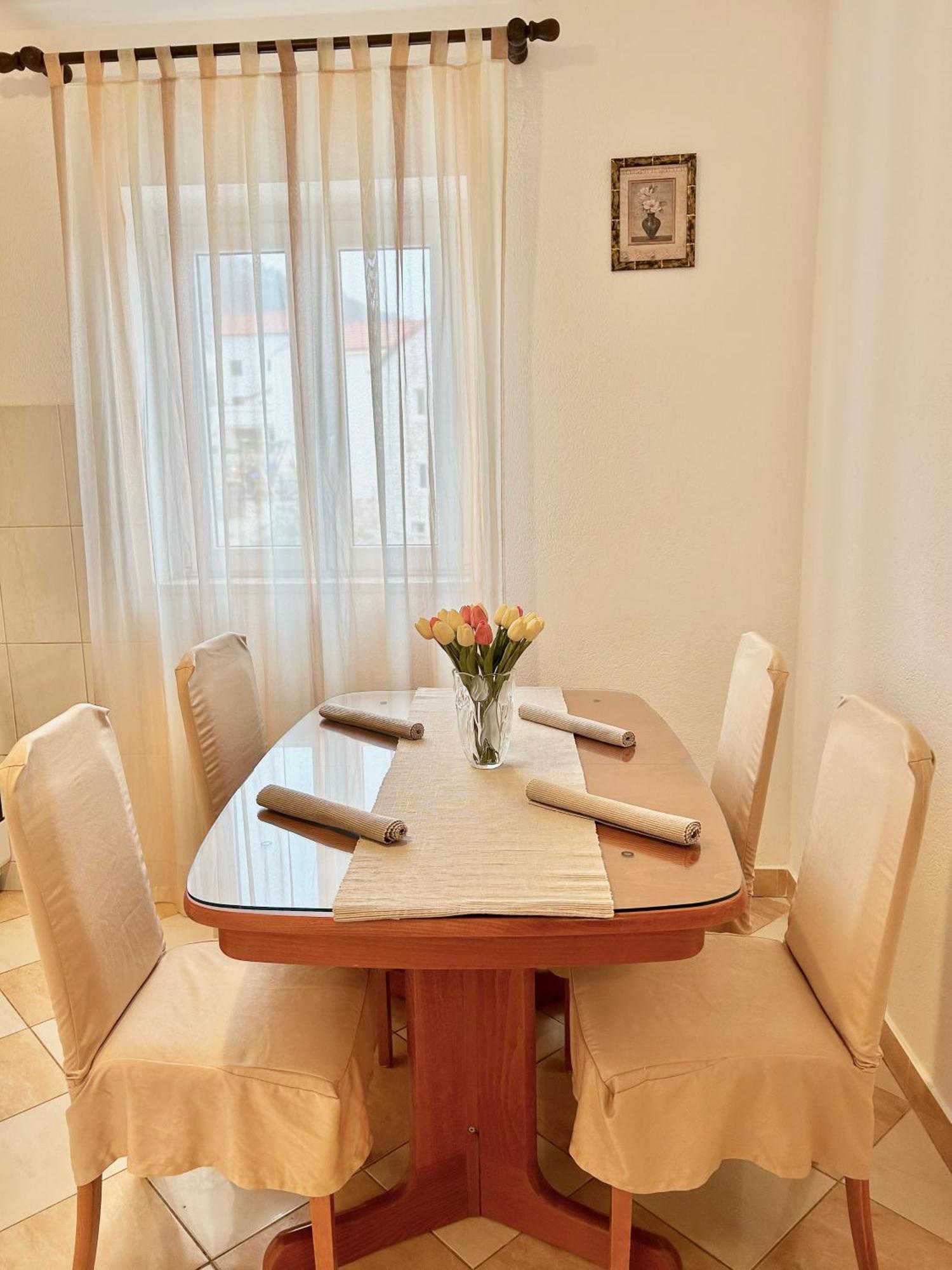 Apartmani Mara Bol Zewnętrze zdjęcie